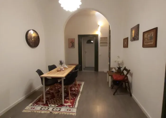 Caserina Lux Rome