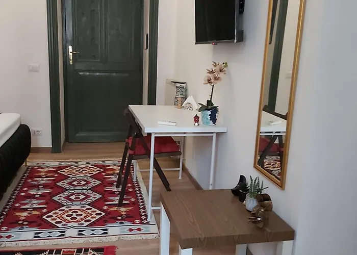 Caserina Lux 2* Roma