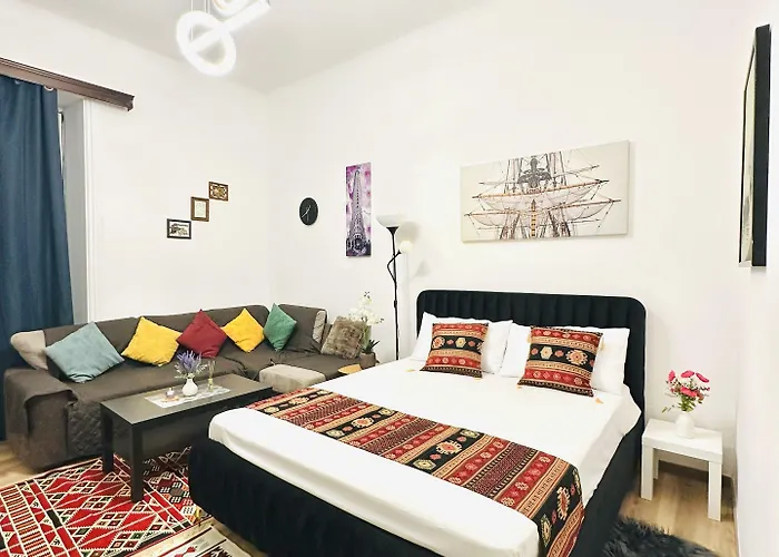 לינה וארוחת בוקר Caserina Lux